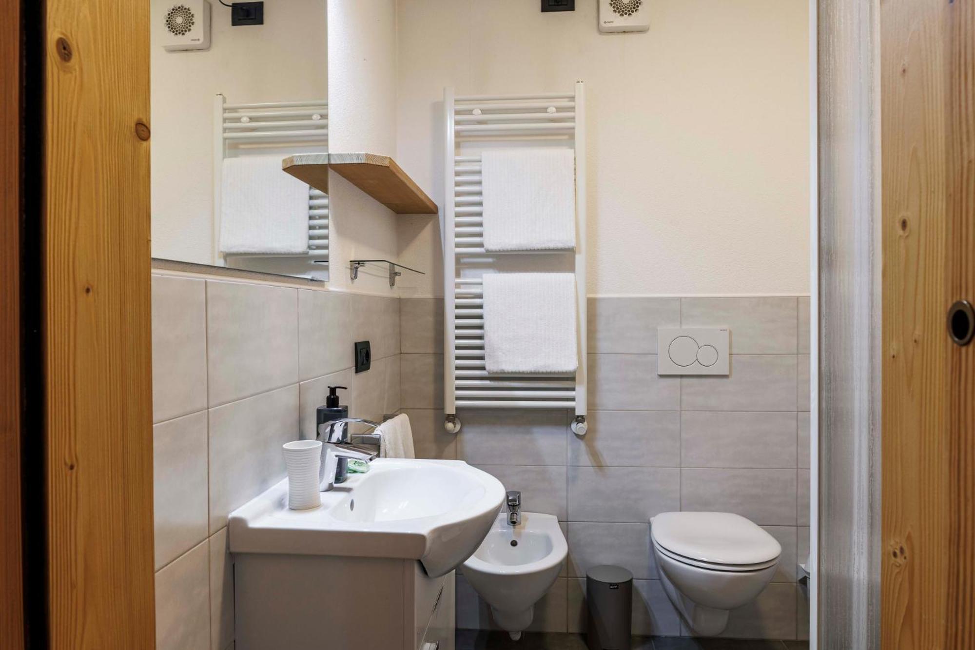 B&B Engadina Guest house *